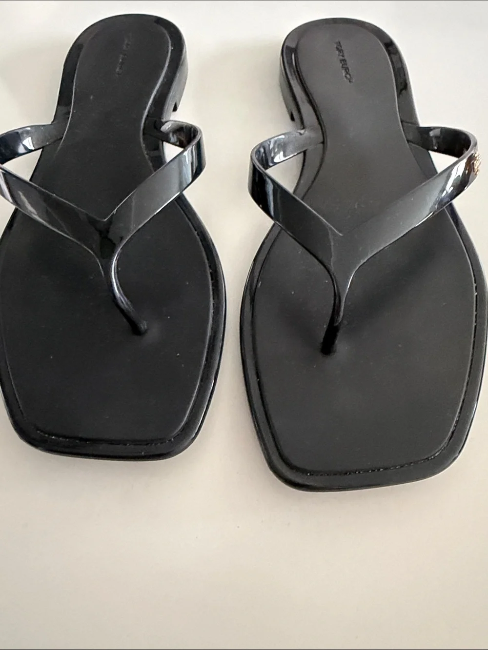 Tory Burch Black Square-Toe Thong Sandals with Subtle Gold Emblem - Picture 4 of 7